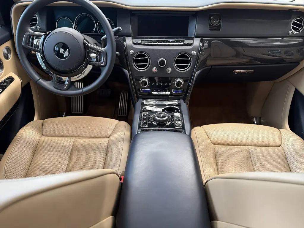 2024 Black Badge Cullinan