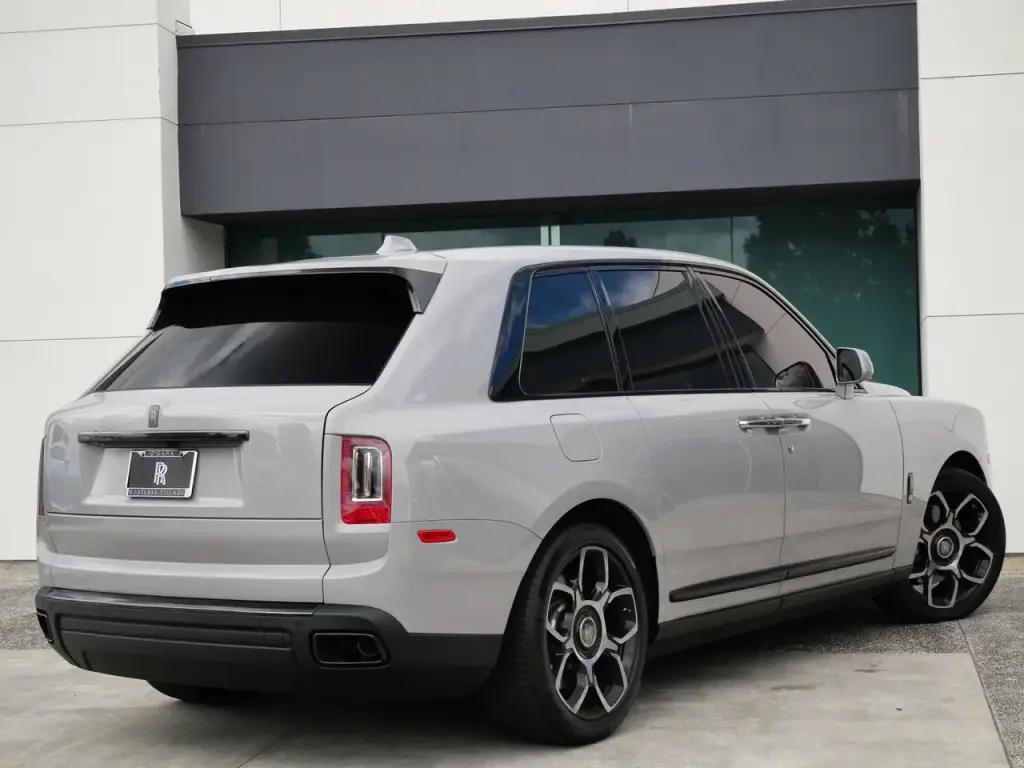 2024 Black Badge Cullinan