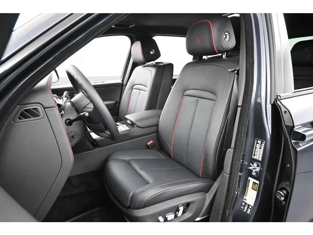2024 Black Badge Cullinan
