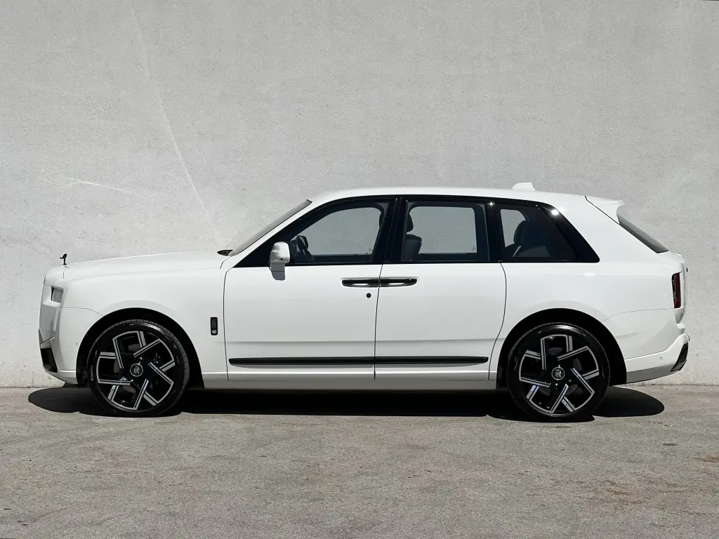 2025 Black Badge Cullinan