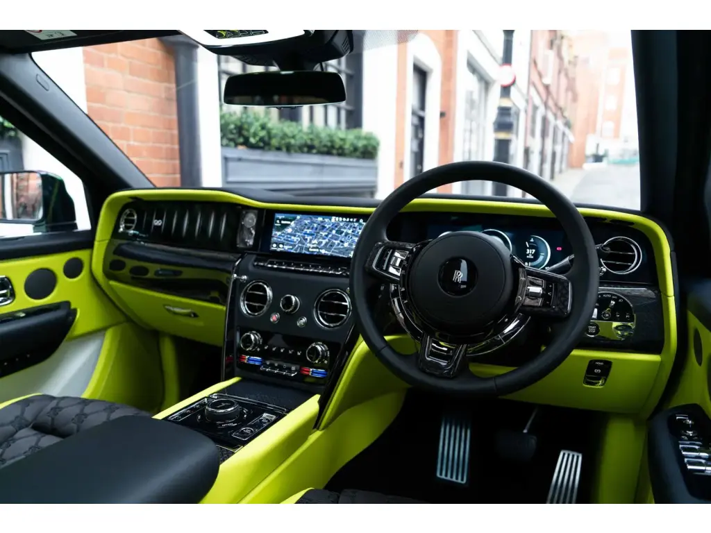 2025 Black Badge Cullinan