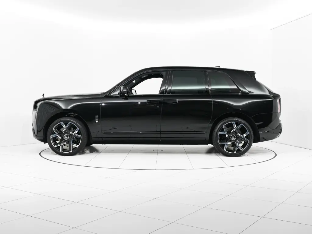 2025 Black Badge Cullinan