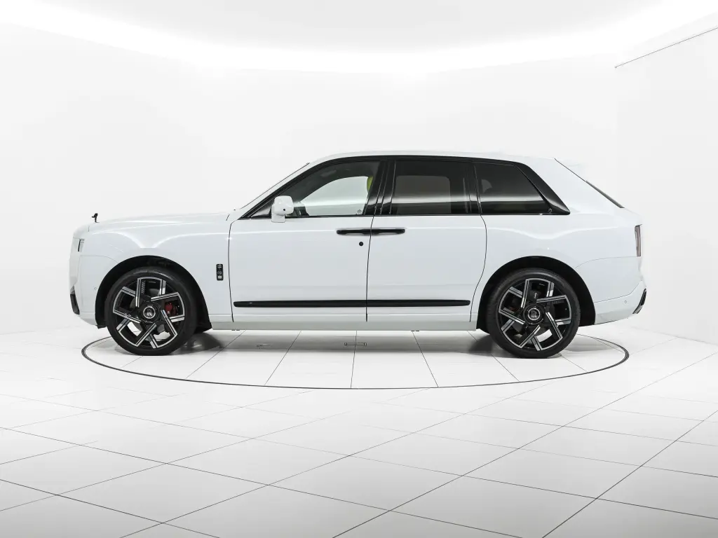 2025 Black Badge Cullinan