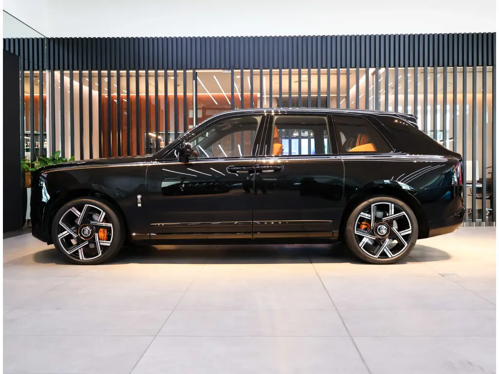 2025 Black Badge Cullinan