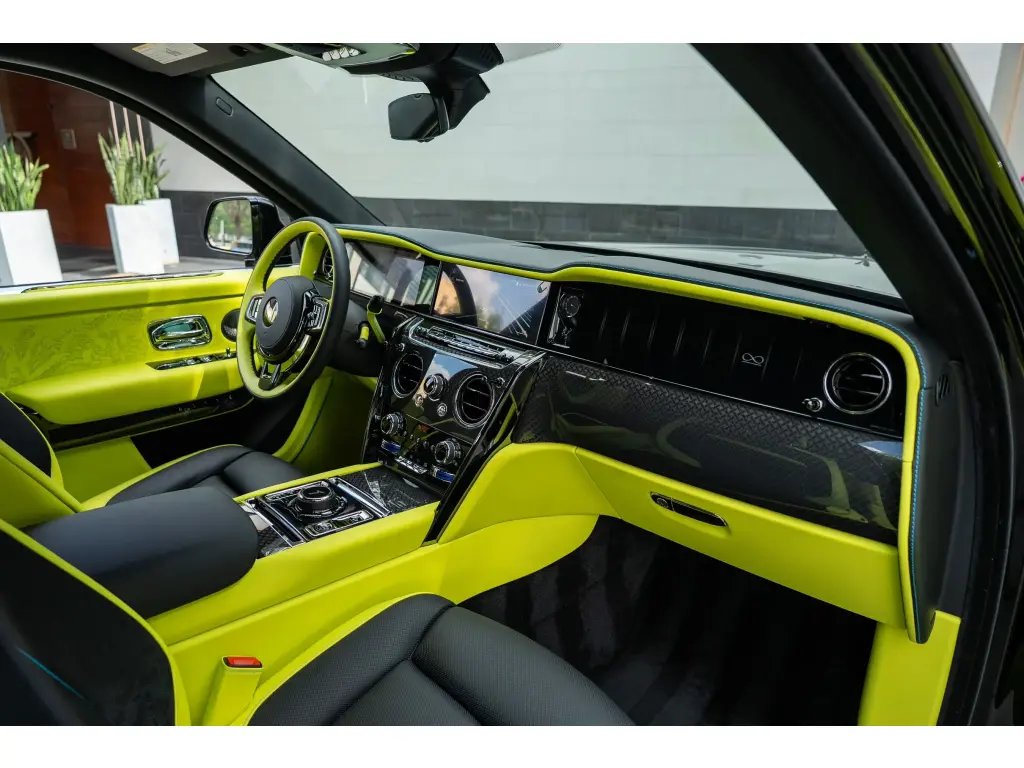 2025 Black Badge Cullinan