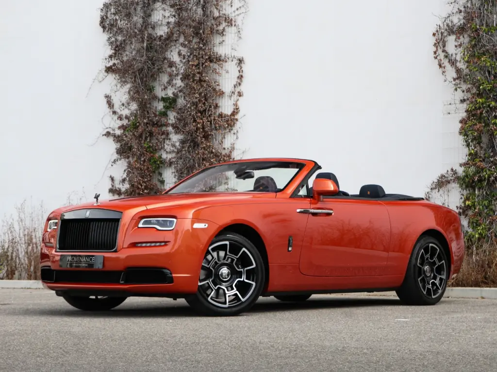 二手2022 Rolls-royce Black Badge Dawn 水晶金属橙| Rolls-Royce