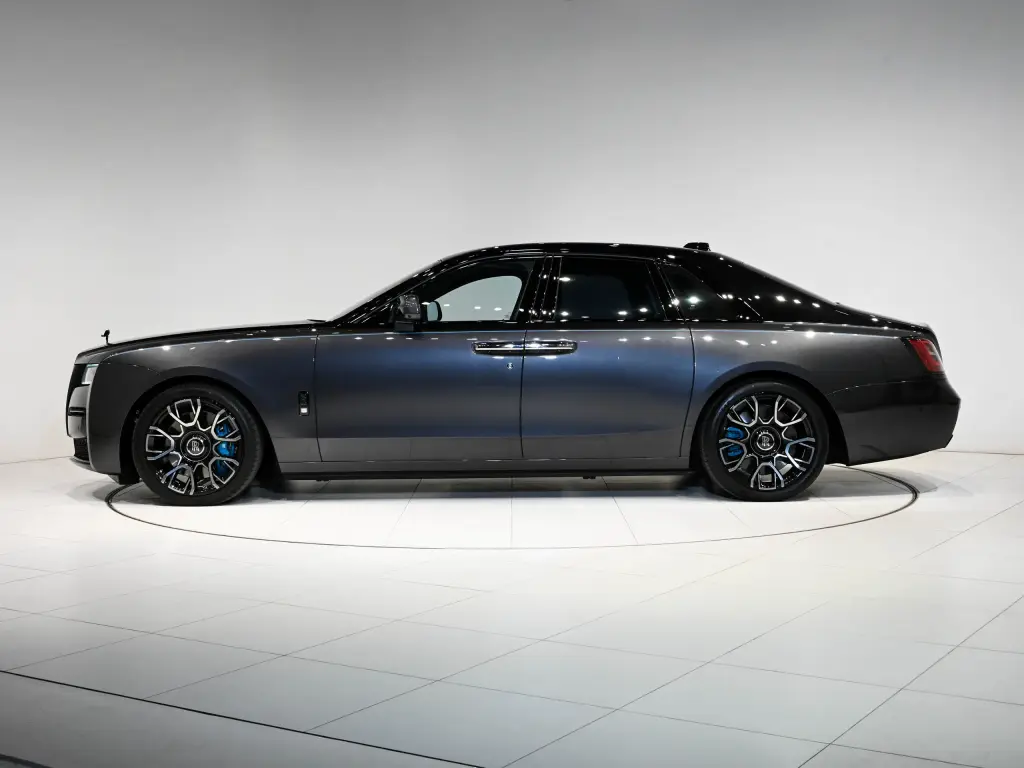 2022 Black Badge Ghost