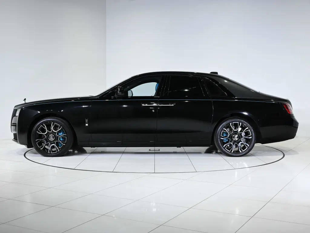 2022 Black Badge Ghost