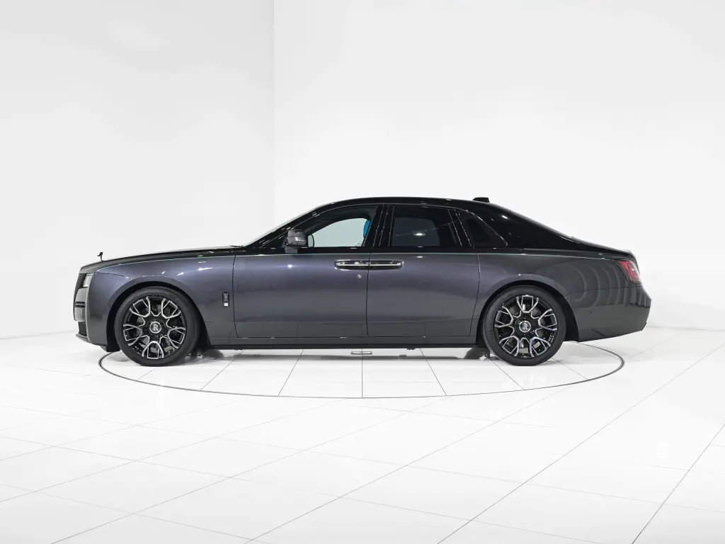 2022 Black Badge Ghost