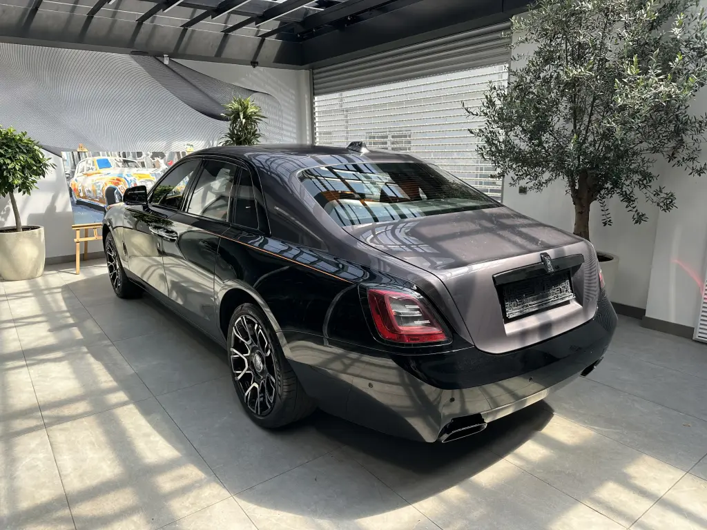 2022 Black Badge Ghost
