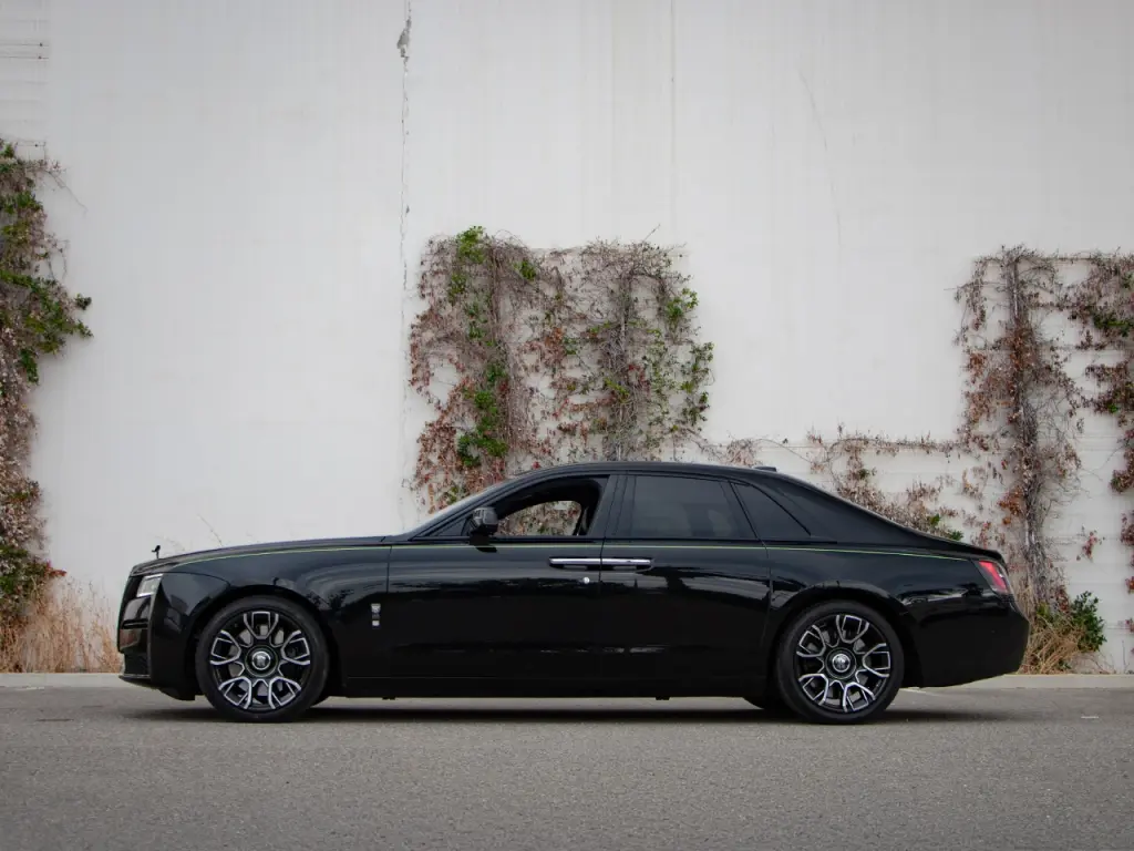 2023 Black Badge Ghost
