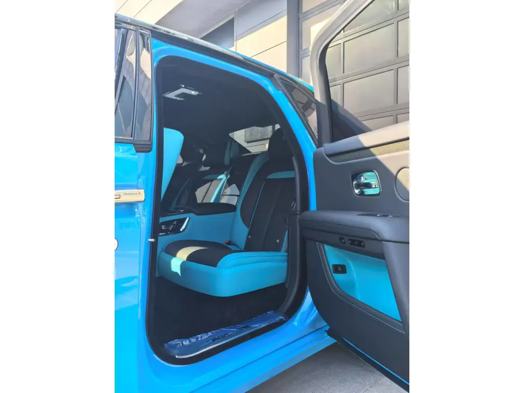 2023 Black Badge Ghost