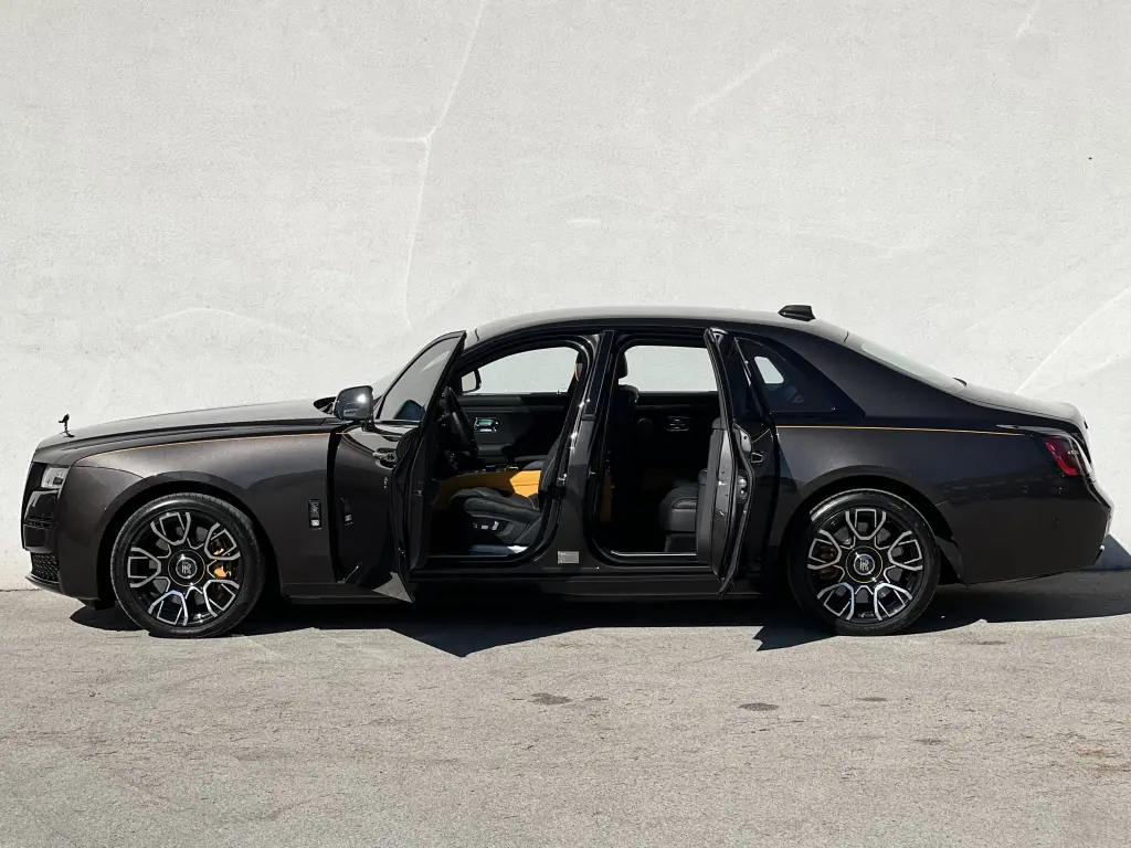 2023 Black Badge Ghost