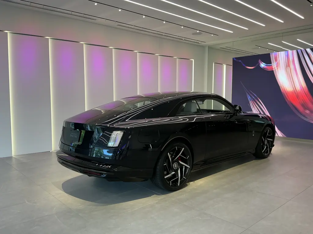 2025 Black Badge Spectre