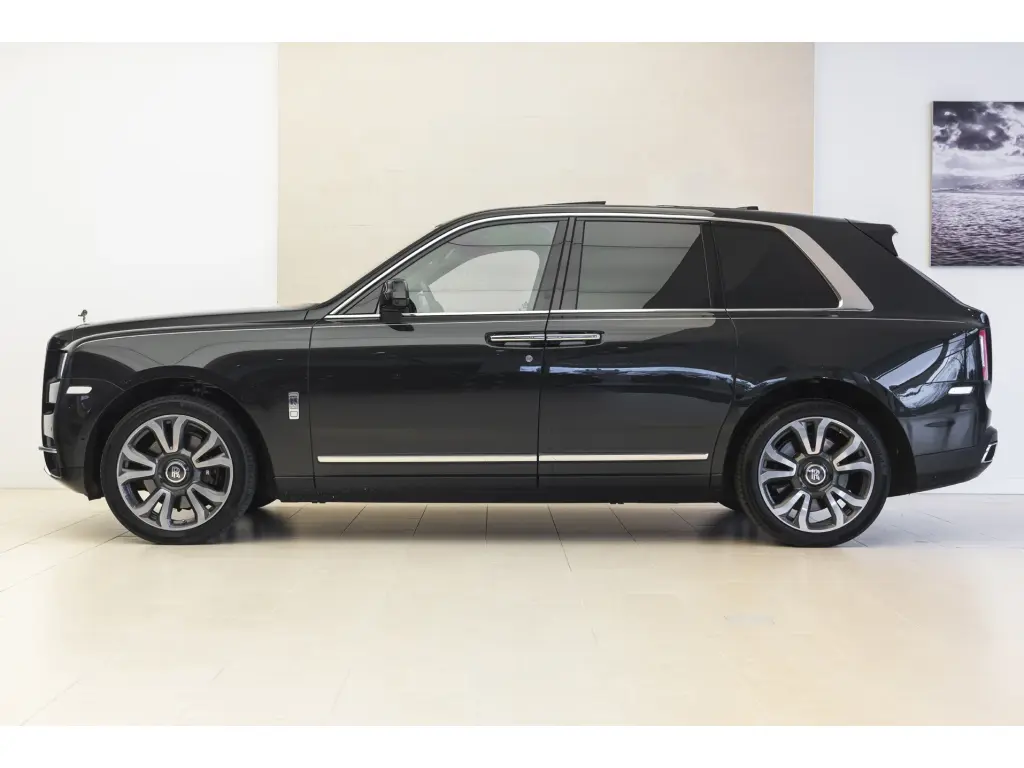 2023 Cullinan image