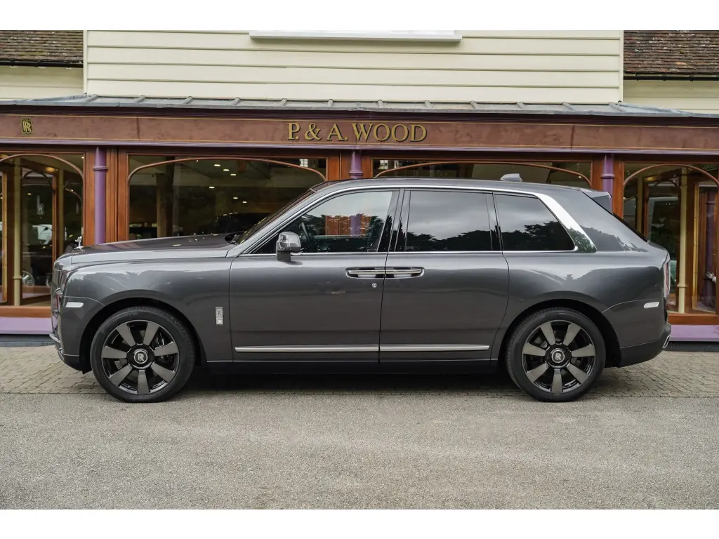 2023 Cullinan image