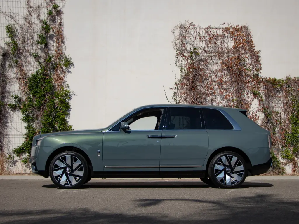 2027 Cullinan