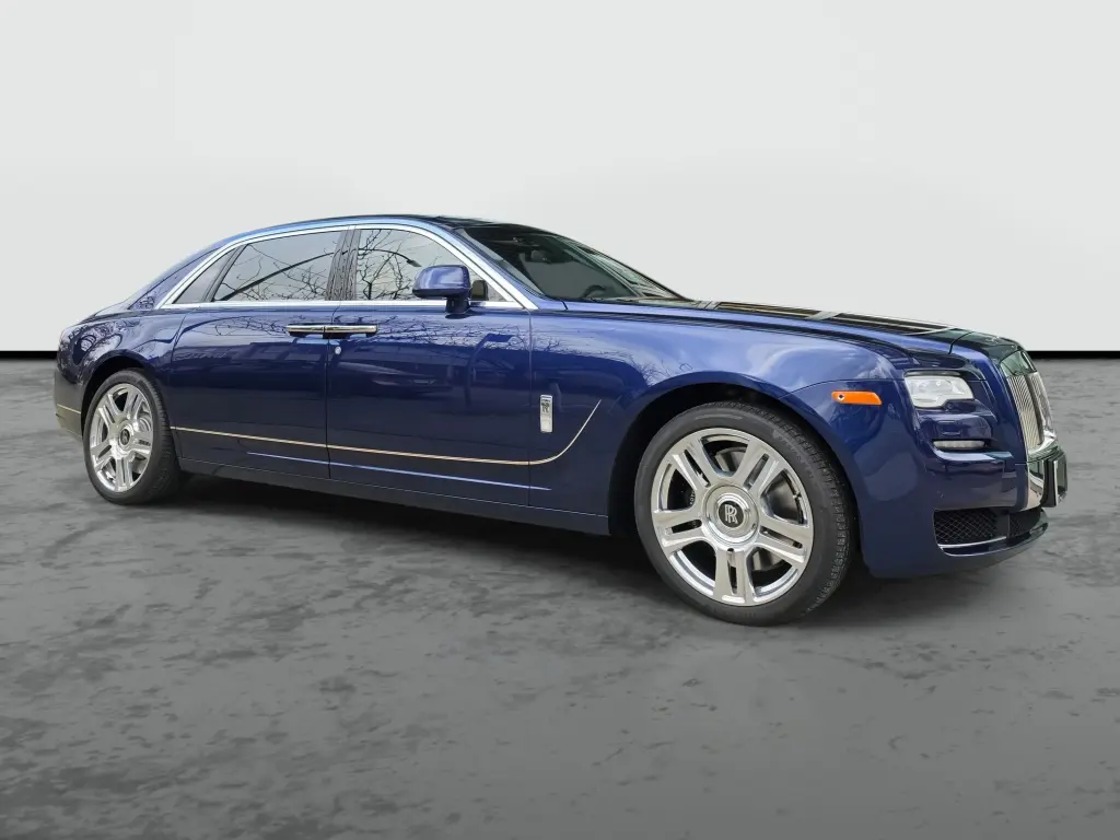 中古 2017 Rolls-royce Ghost Extended ロイヤル ブルー | Rolls-Royce