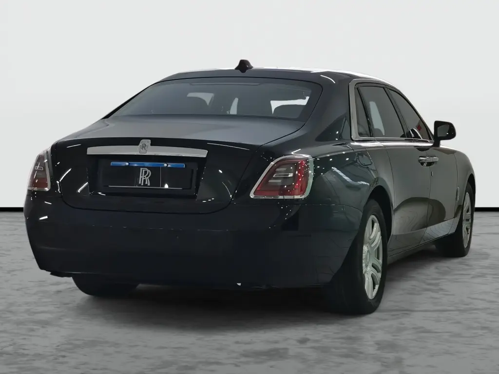 2022 Ghost Extended image