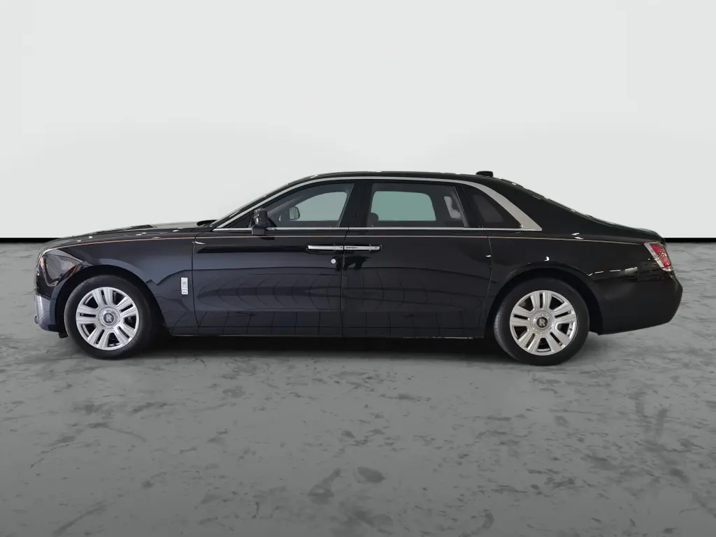 2022 Ghost Extended image