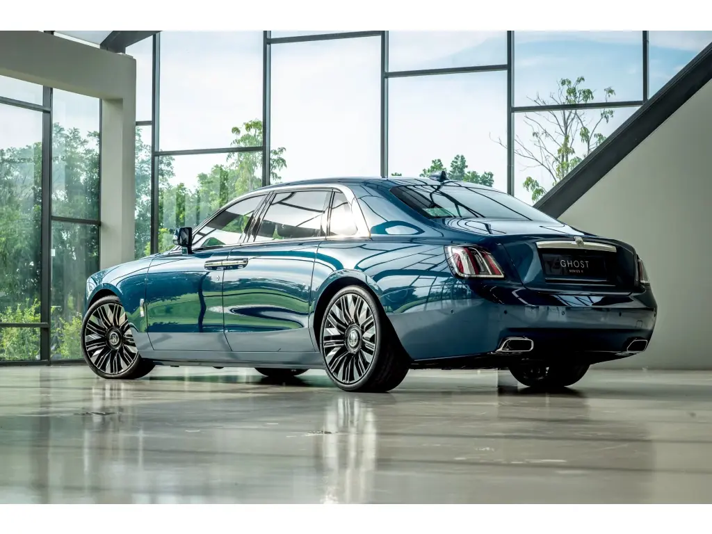 2025 Ghost Extended