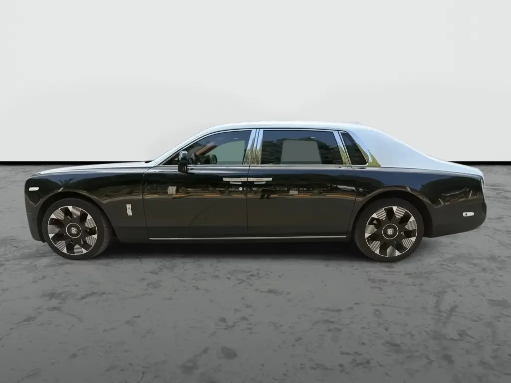 2018 Phantom Extended