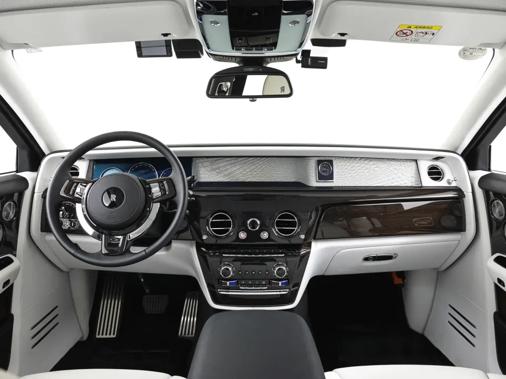 2018 Phantom Extended