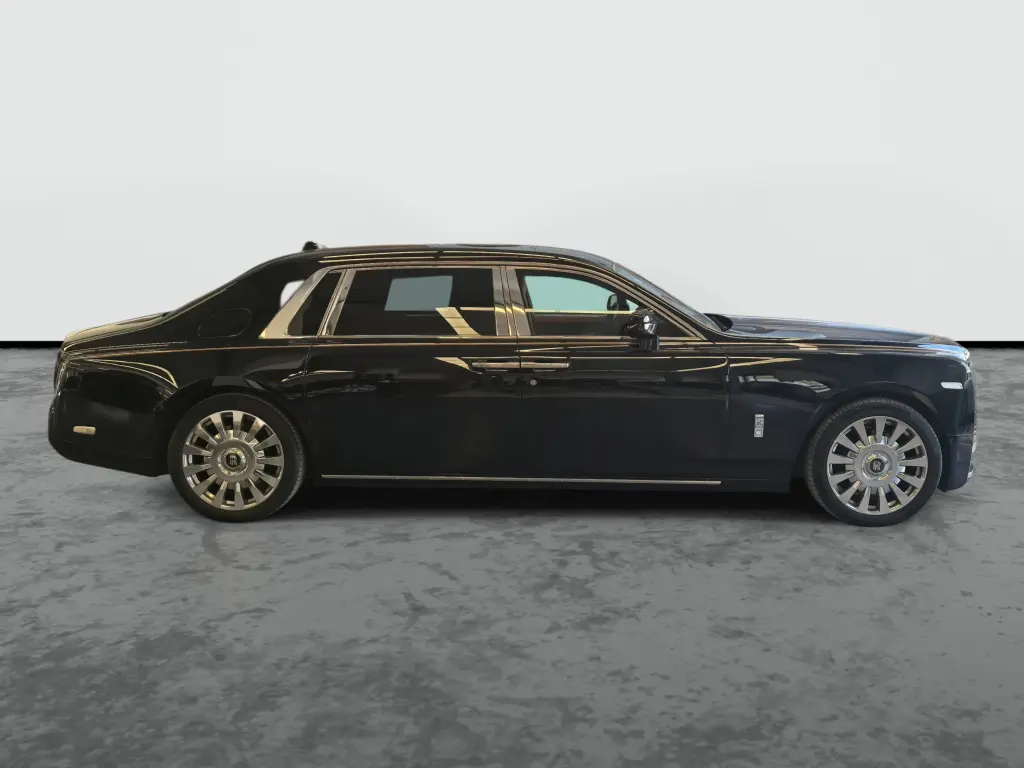 2019 Phantom Extended