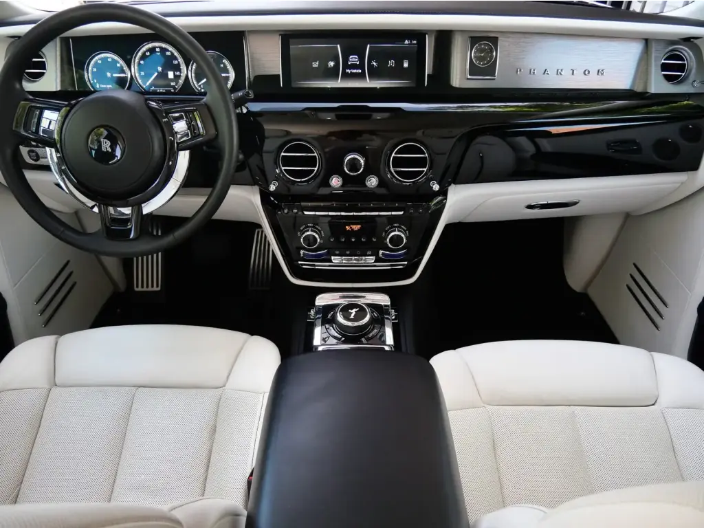 2022 Phantom Extended