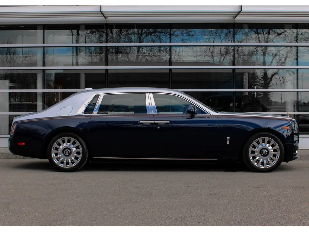 2023 Phantom Extended