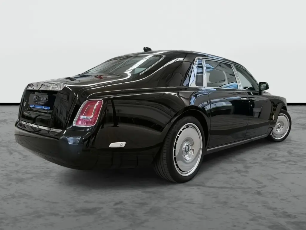 2023 Phantom Extended