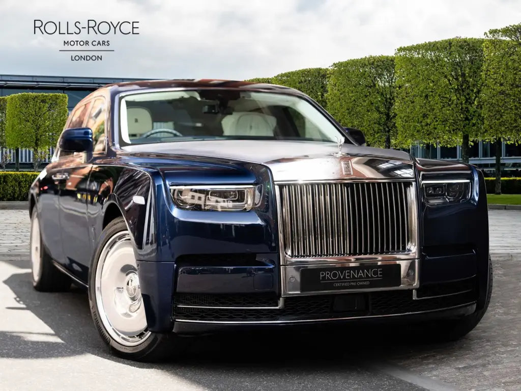 2025 Phantom Extended