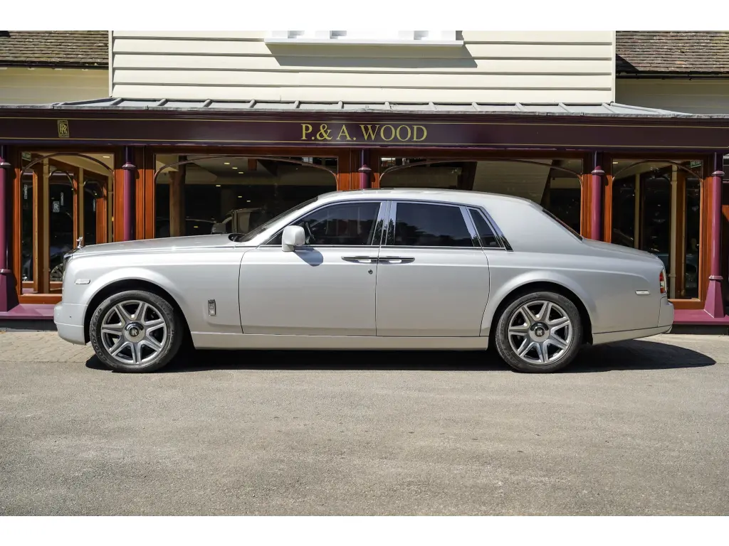 2015 Phantom VII image