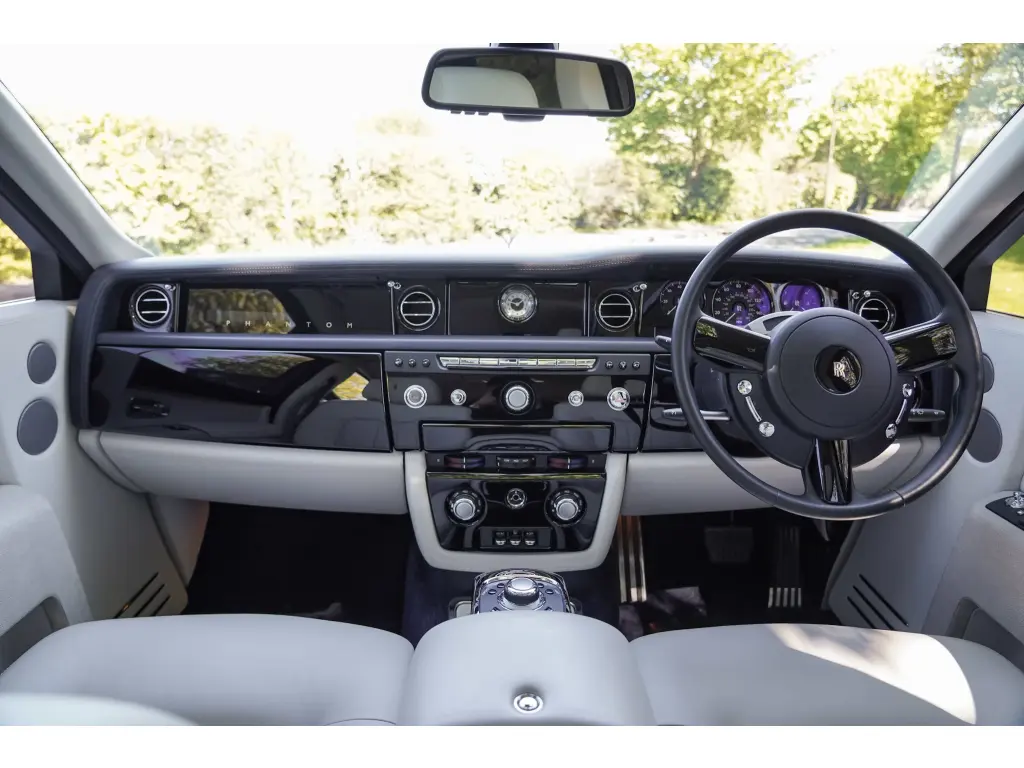 2015 Phantom VII image
