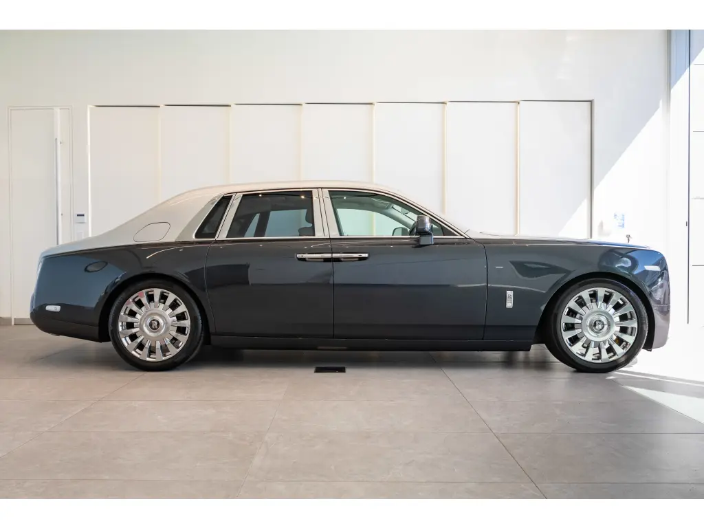 2022 Phantom