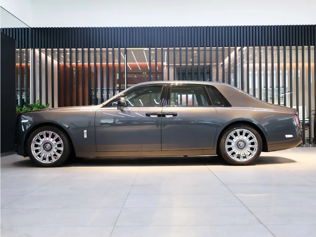 2022 Phantom