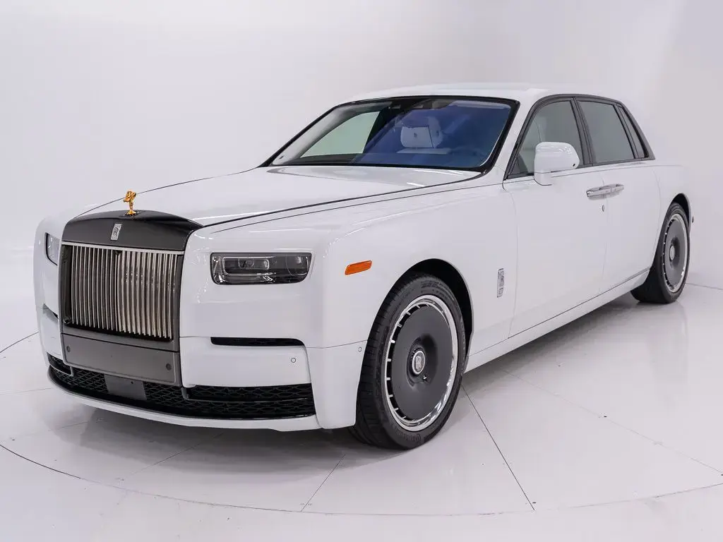 2023 Rolls-Royce Phantom