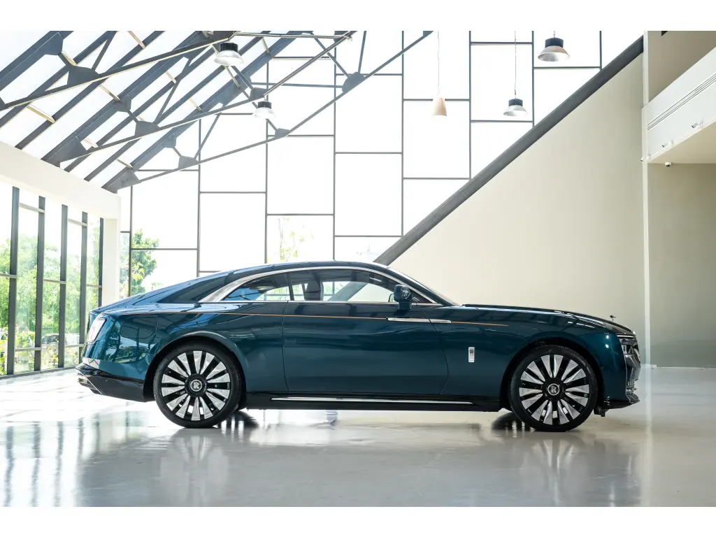 Used 2025 Rolls-royce Spectre Adriatic Blue | Rolls-Royce Motor Cars ...