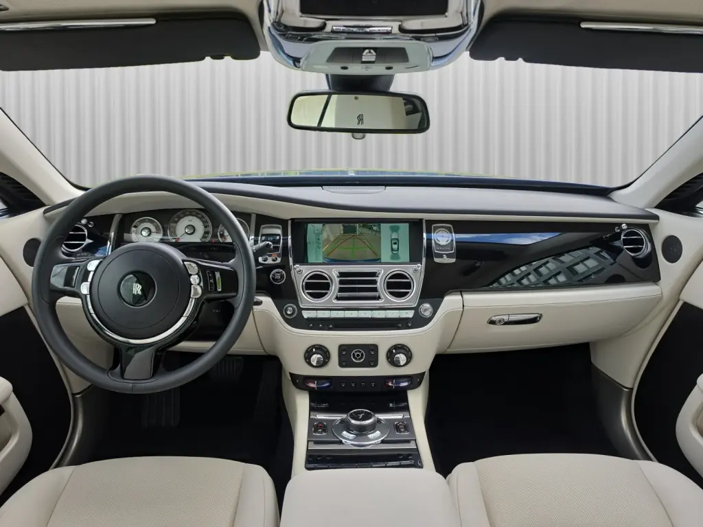 2014 Wraith image