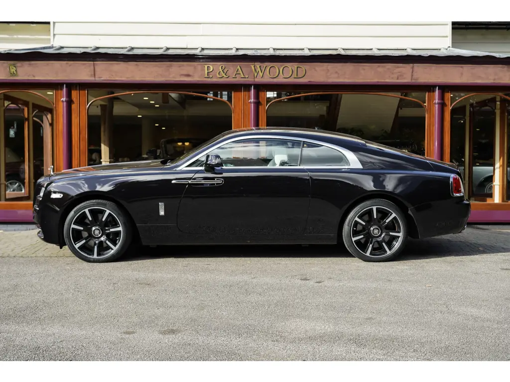 2016 Wraith image