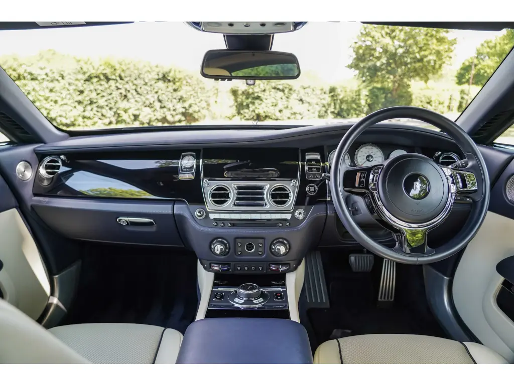 2018 Wraith image