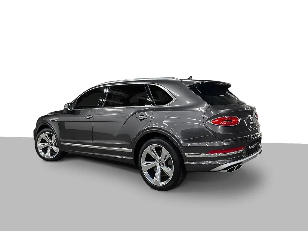 Image for 2023 Bentayga EWB V8 at position 3