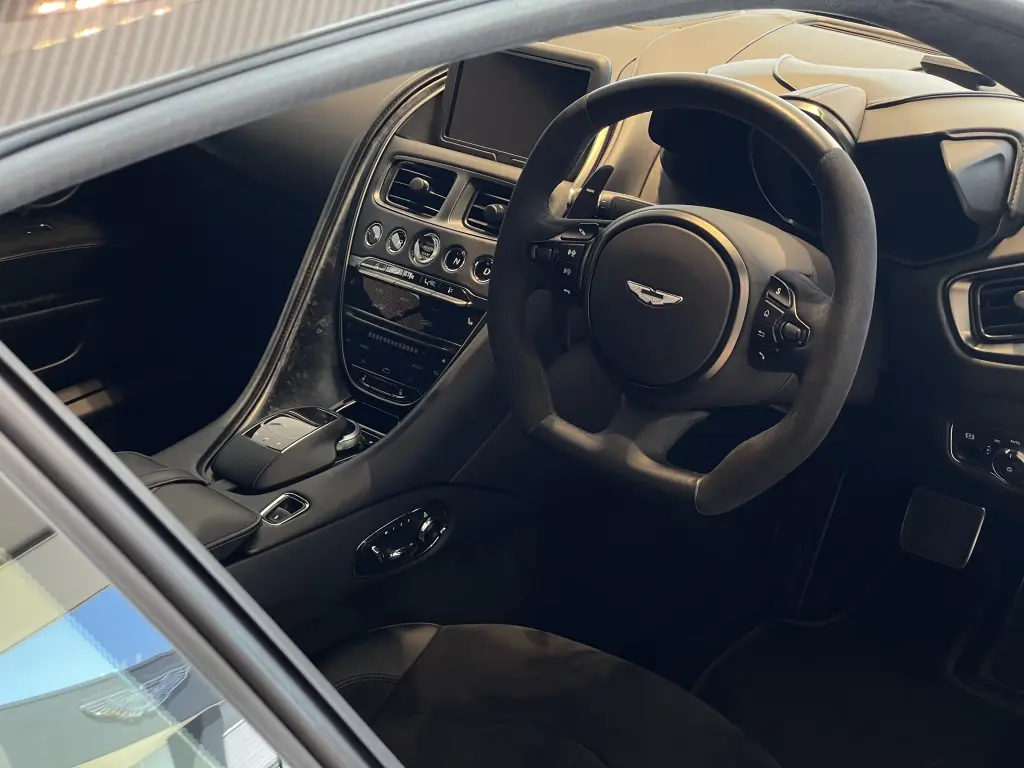 2020 DBS Superleggera Coupe thumbnail vehicle image 2