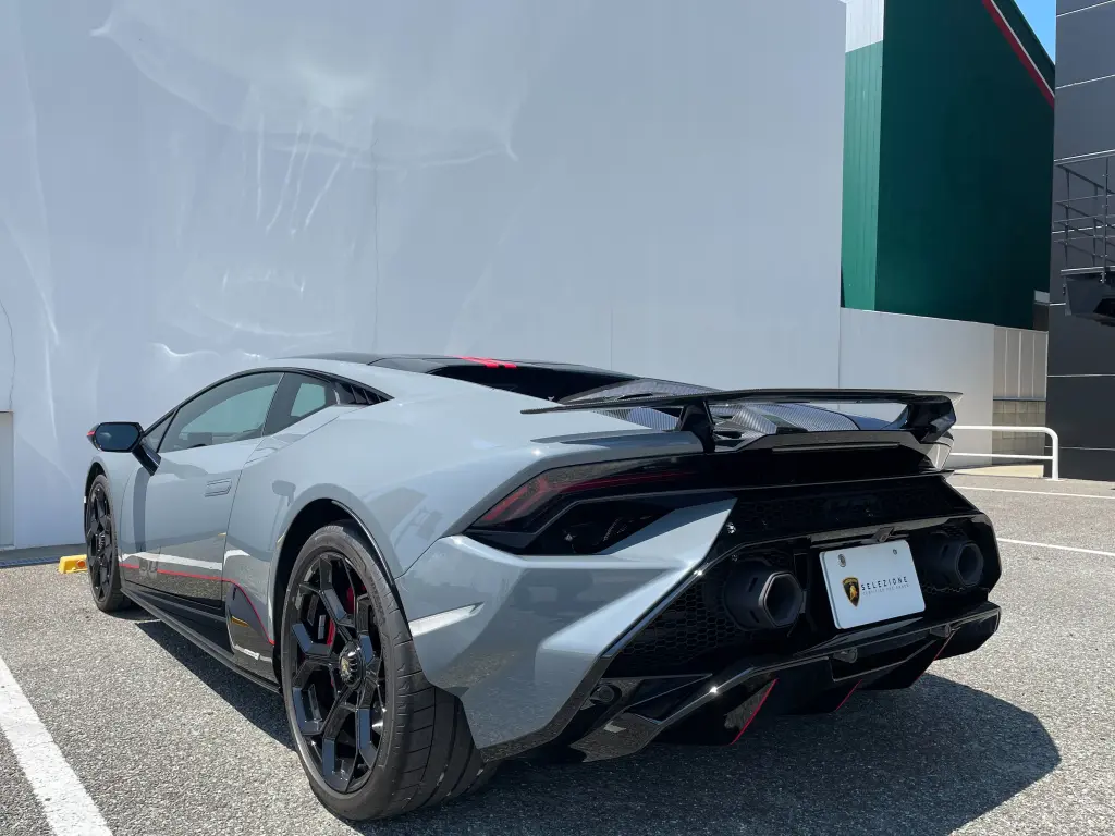 Image for 2023 Huracán EVO LP 640-2 Tecnica at position 3