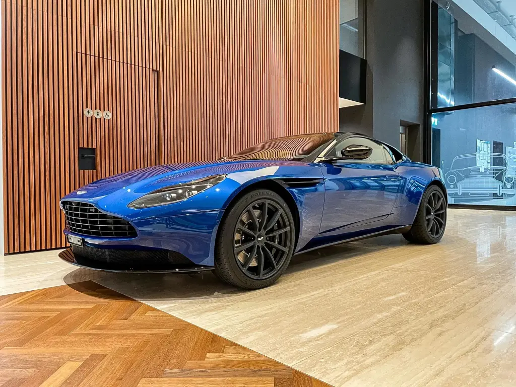 2022 DB11 V8 Coupe main vehicle image