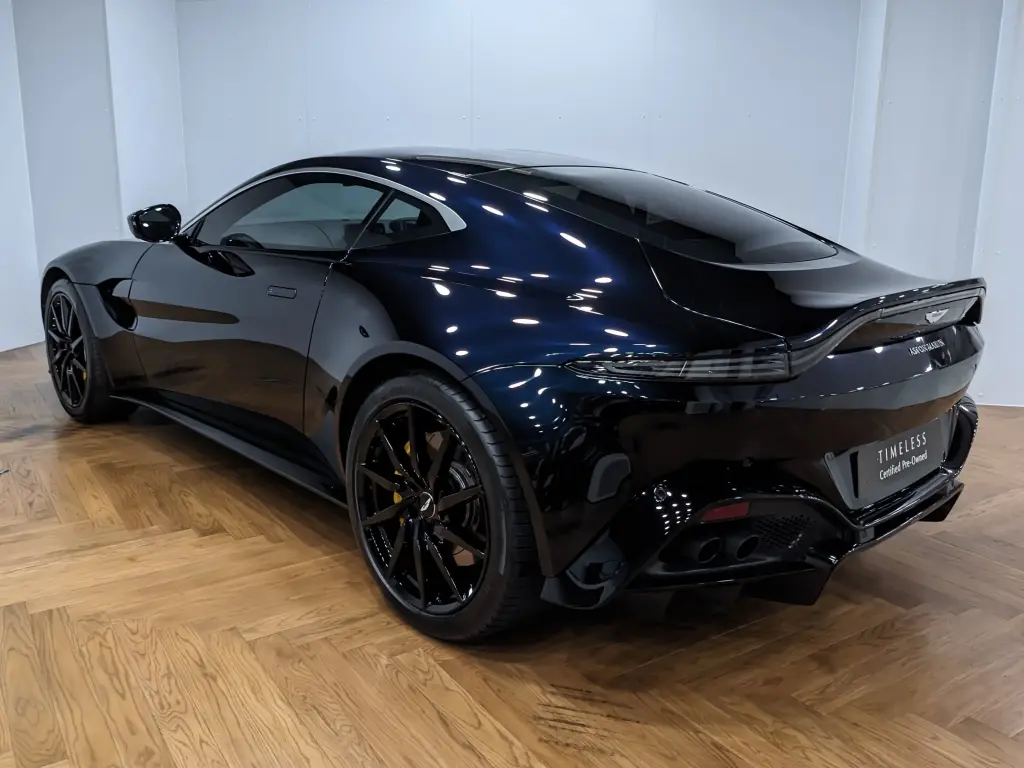 2020 Vantage Coupe finished in Ultramarine Black with Obsidian 