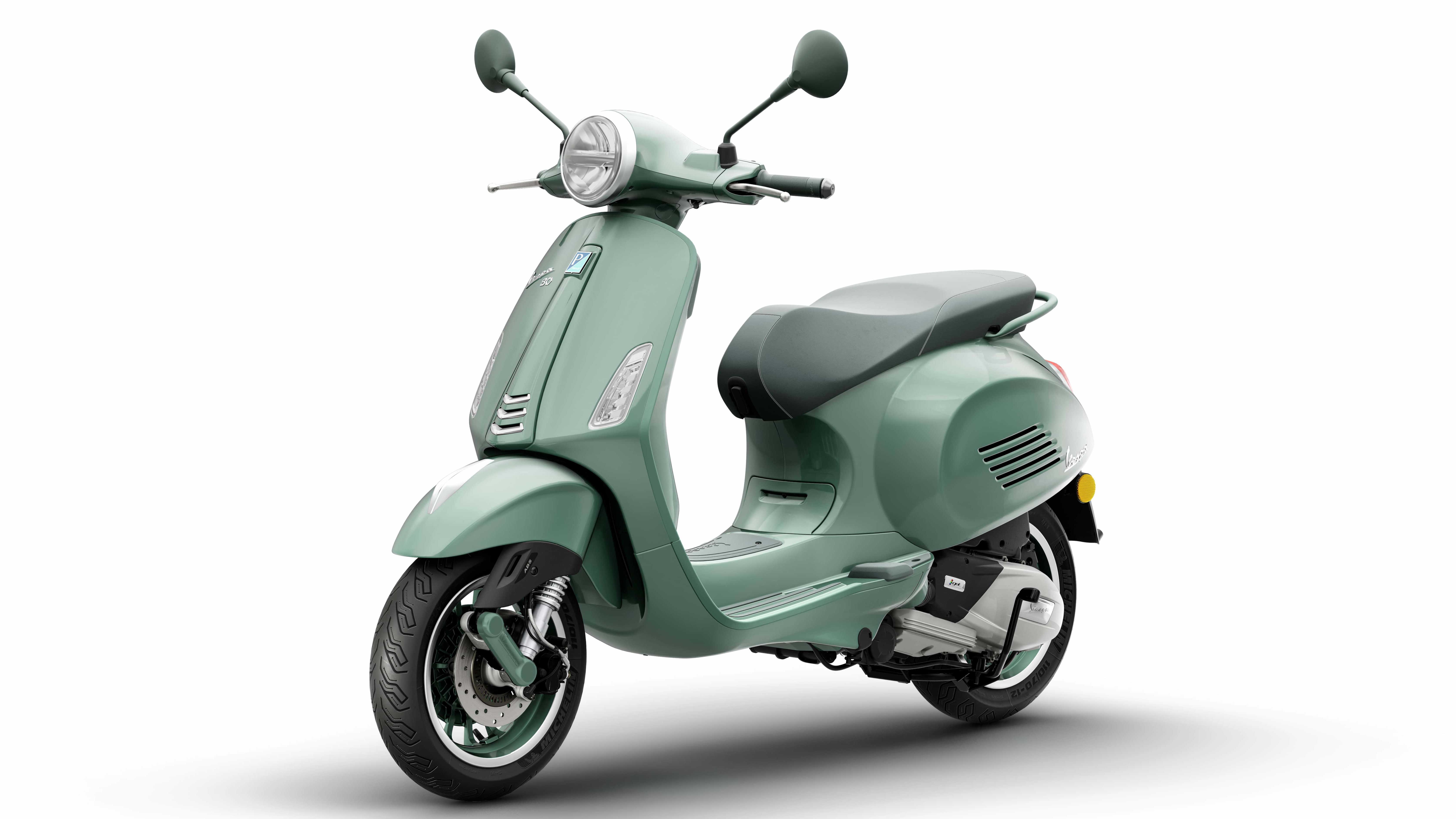 Die Marke Vespa feiert 80. Geburtstag mit farblich abgestimmten Sondermodellen wie hier der Primavera.