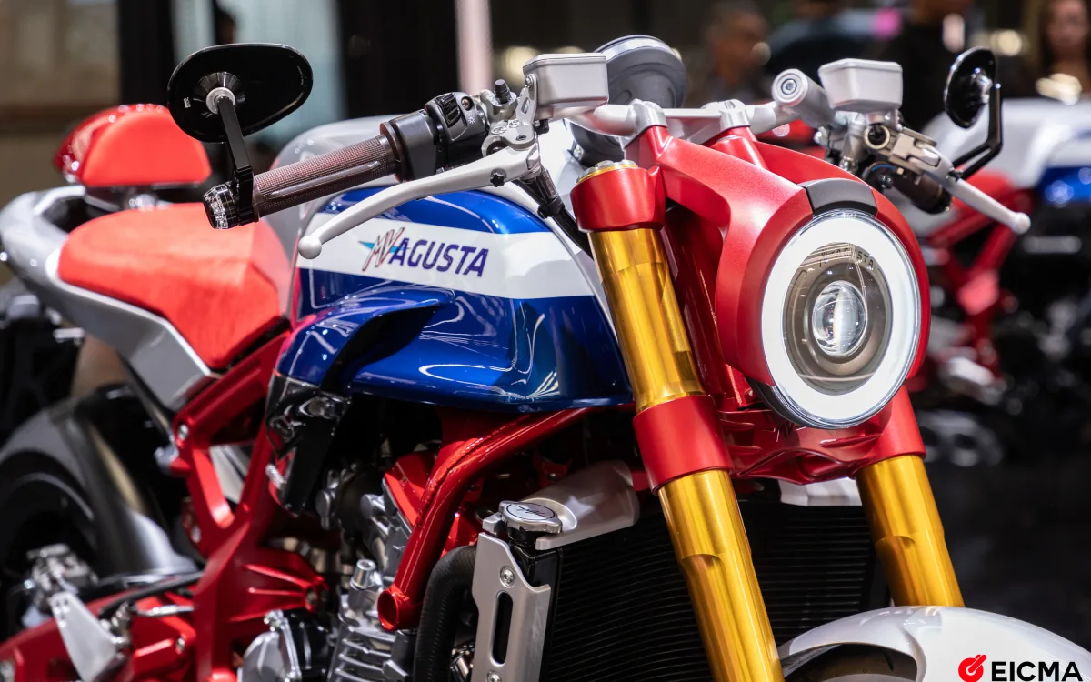 MV Agusta hat sich komplett von KTM losgelöst und wird jetzt wieder komplett von der Finanzgesellschaft Art of Mobility S.A. kontrolliert.