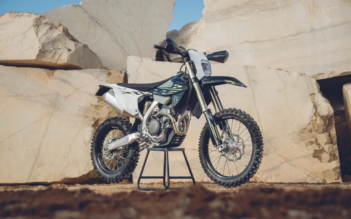 Teurer wie edler Hard-Offroader: Die Triumph TF250-E - ab knapp 11.000 Euro ab April zu haben.