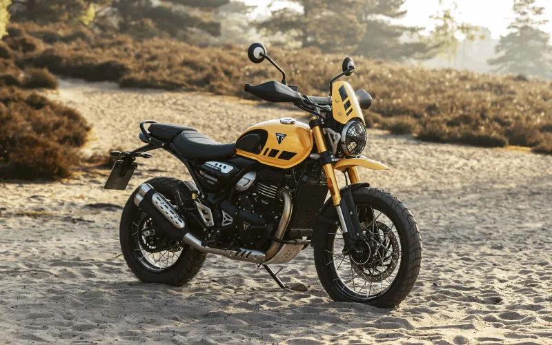 Neue Triumph Scrambler 400 XC: Mehr Offroad-Kompetenz und Technik-Update